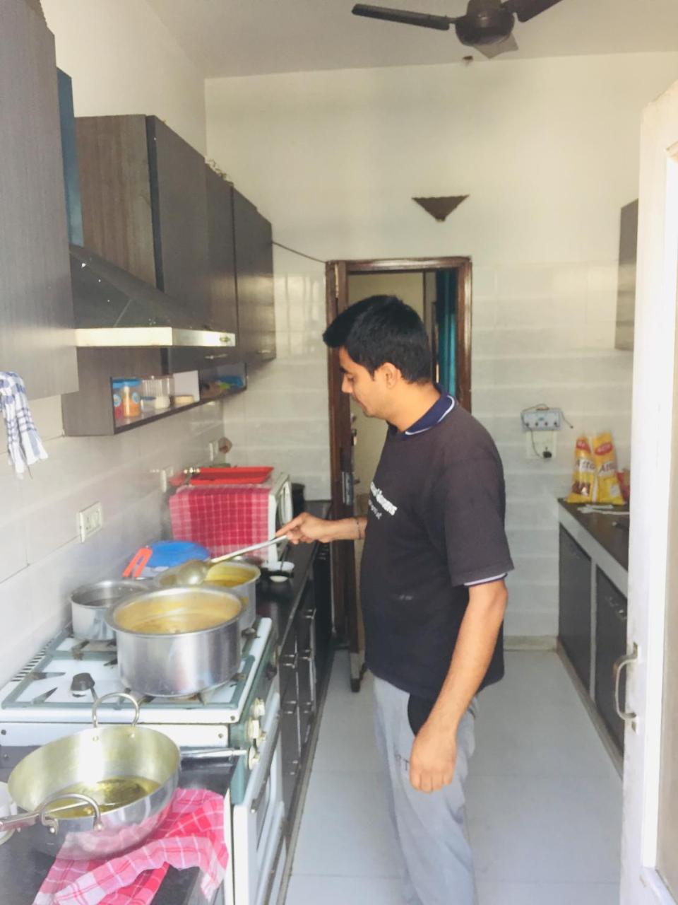 Bunkmates Hostel นิวเดลี ภายนอก รูปภาพ