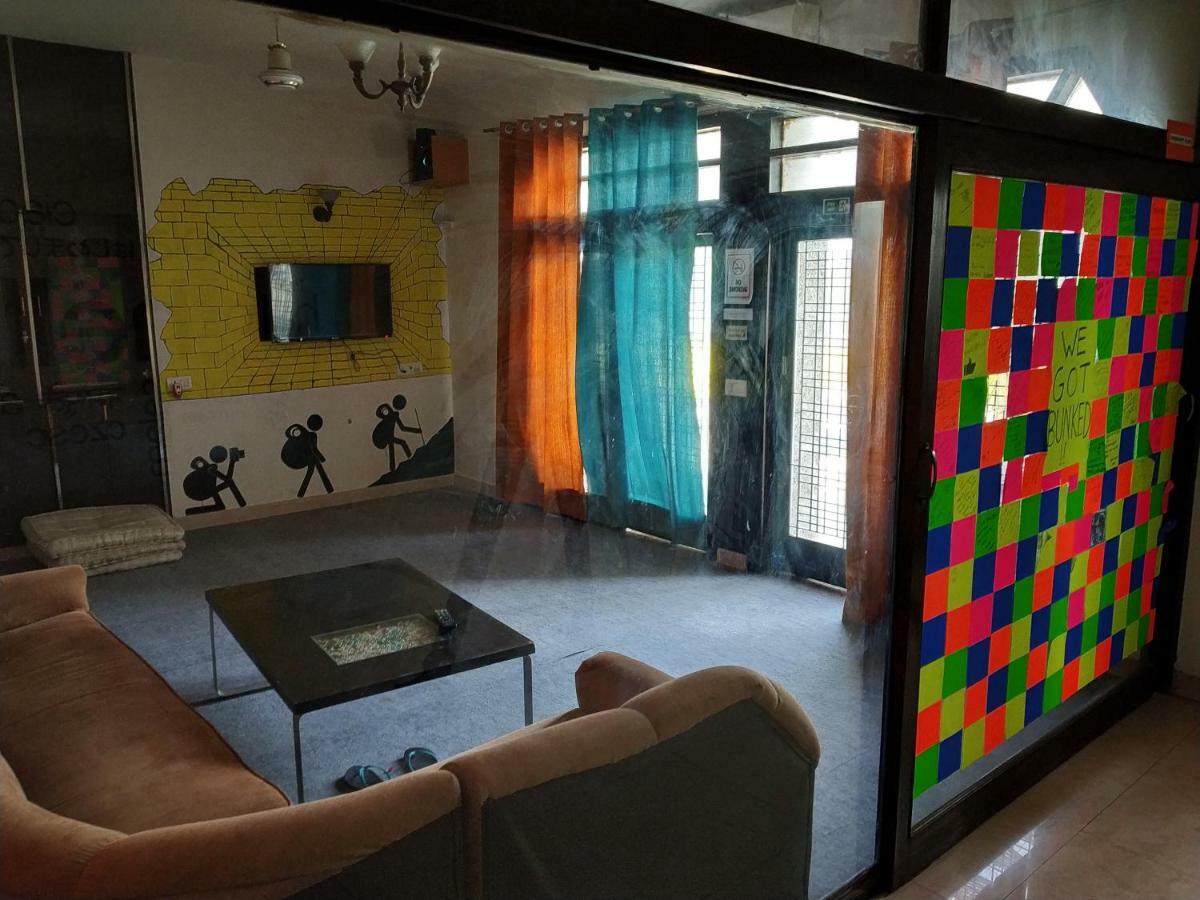 Bunkmates Hostel นิวเดลี ภายนอก รูปภาพ
